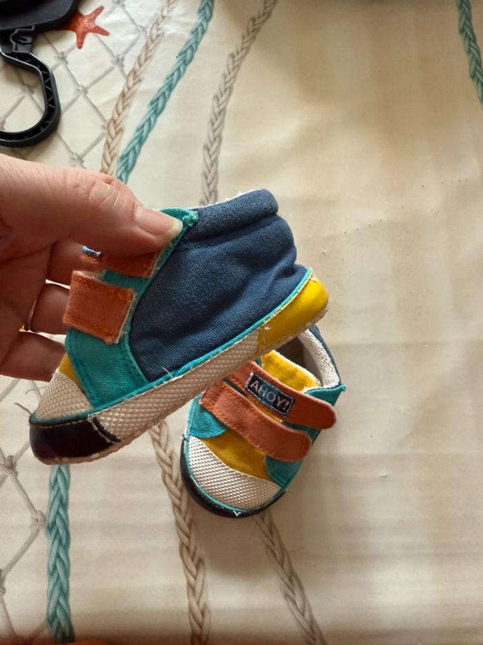 Chaussure bébé taille 20 - photo numéro 2