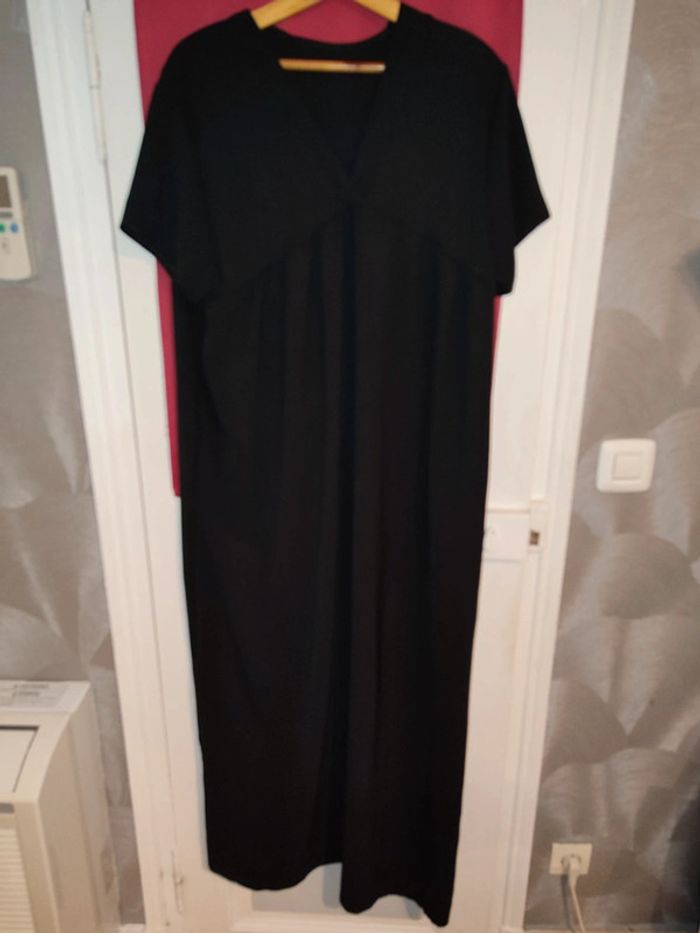 Robe noire