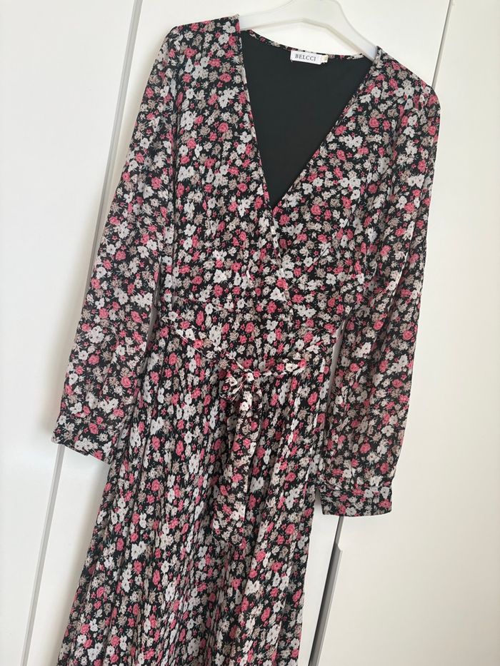 Robe fleurie - photo numéro 2