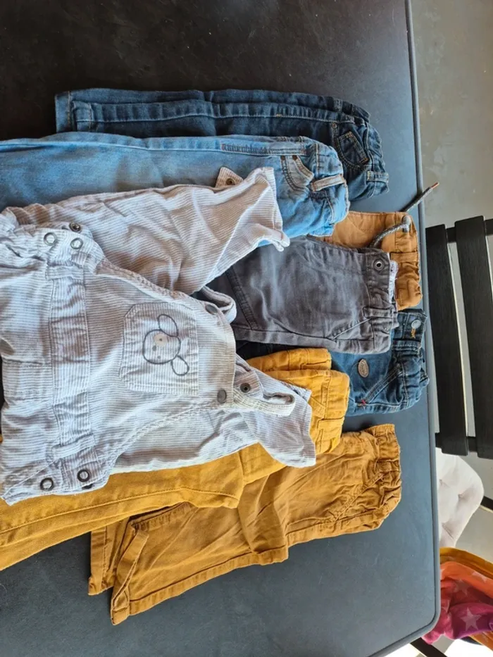Lot 7 pantalon 1 salopette