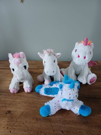 Peluches licorne 