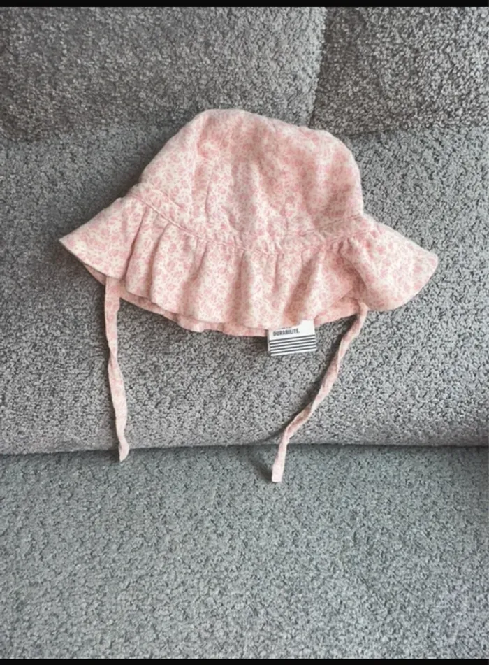 Chapeau/bob/capeline rose motifs fleuris Petit Bateau