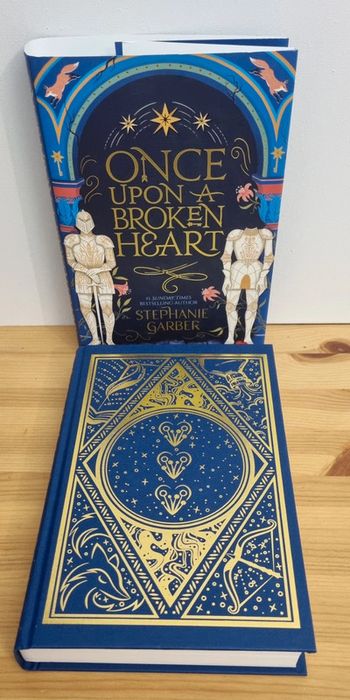Once Upon a Broken heart signed exclusive Hodderscape Vault eddition