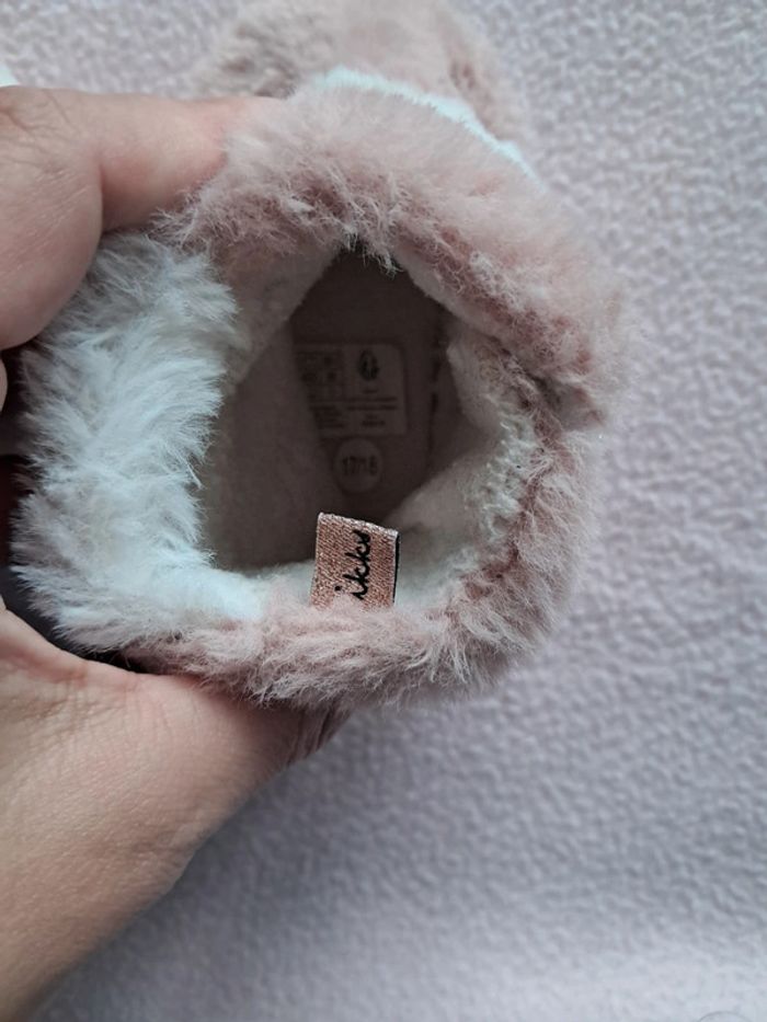 Chaussons bébé taille 17 18 - photo numéro 3