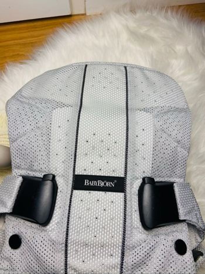 Porte bébé physiologique babybjörn modele One Air Mesh - photo numéro 5
