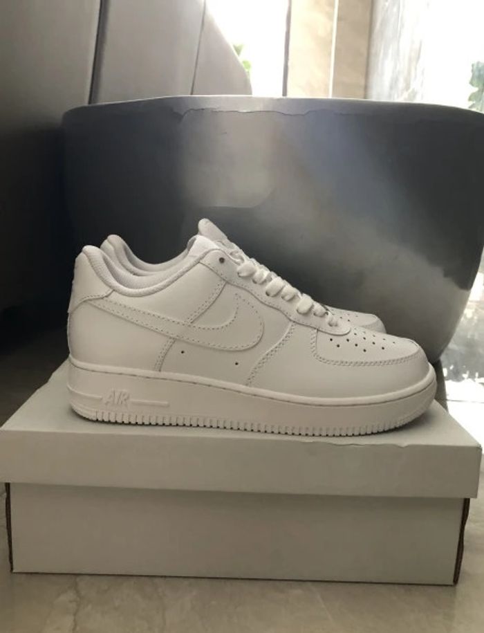 Nike Air Force 1 Low '07 White 42.5