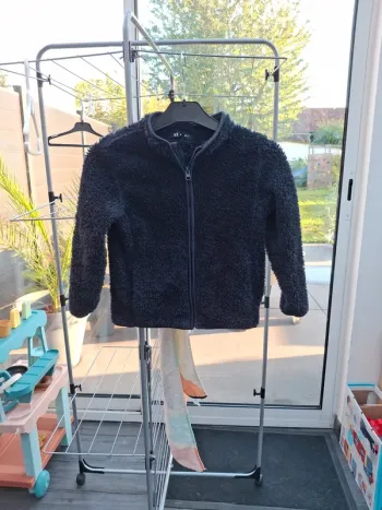Veste moumoute noire