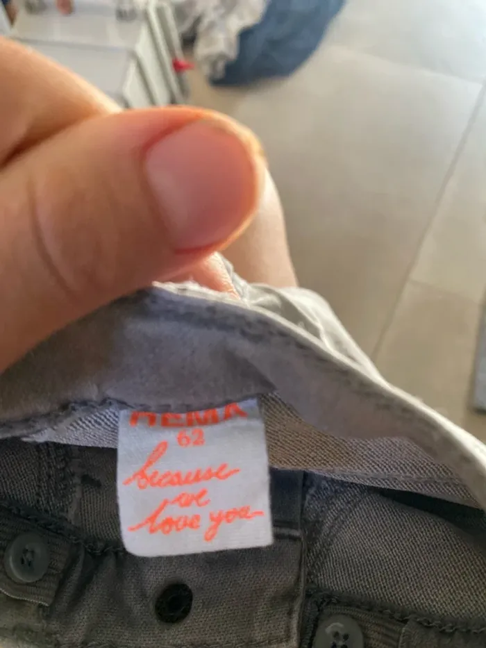 Lot pantalons 3 mois - photo numéro 5