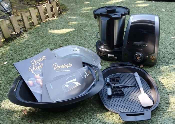 Robot de cuisine à 30 fonctions avec carafe de 3.3L - 1700W / Mambo 8590 Cecotec - photo numéro 7