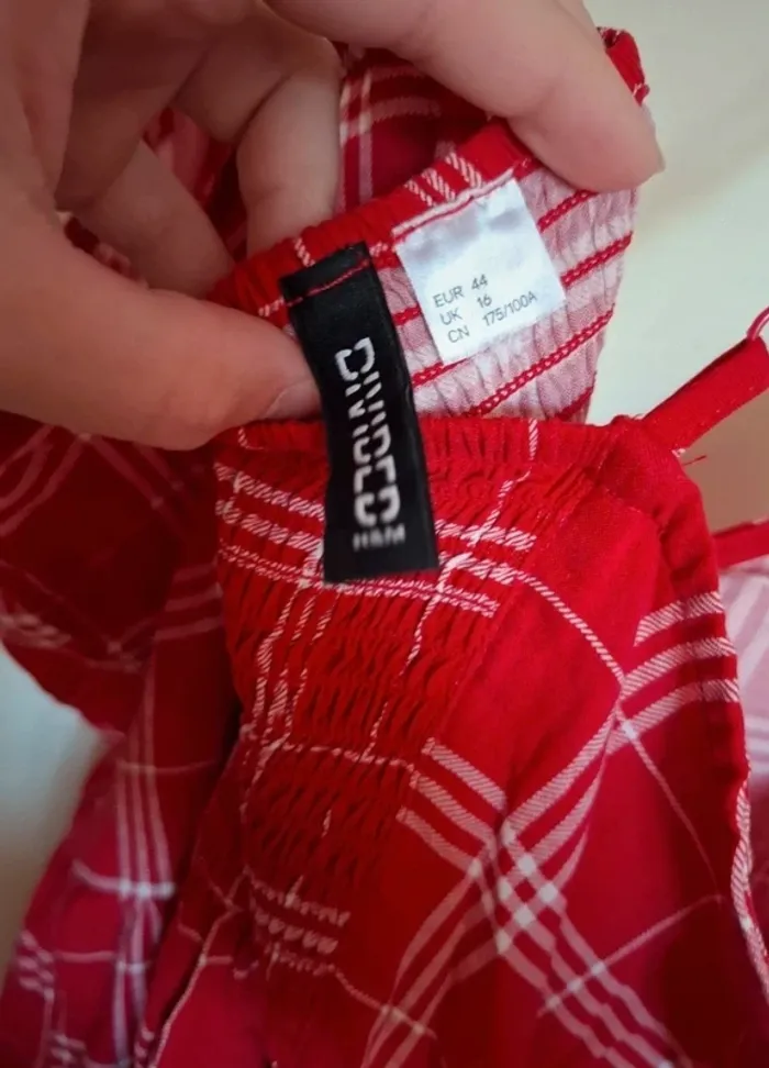 Robe rouge - photo numéro 3