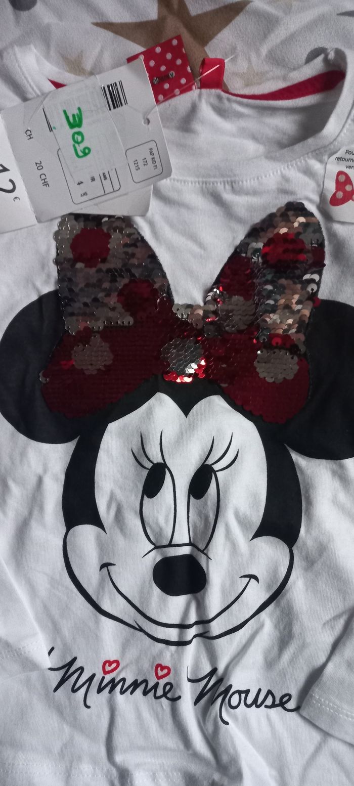 Tee shirt Minnie 4 ans. - photo numéro 2