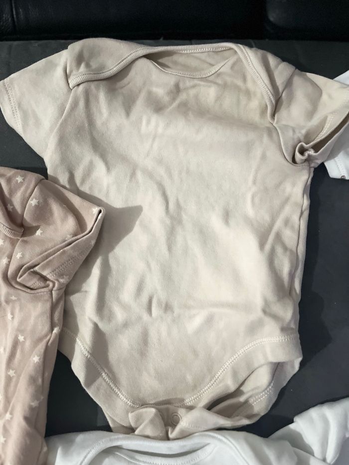 Lot de 7 body manche courte bébé (fille/garçon) - photo numéro 4