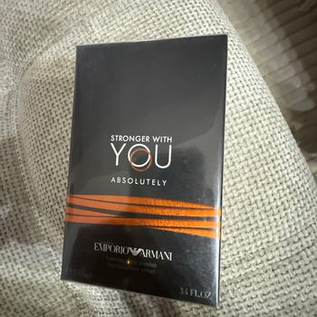 Stronger with you absolutely parfum emporio