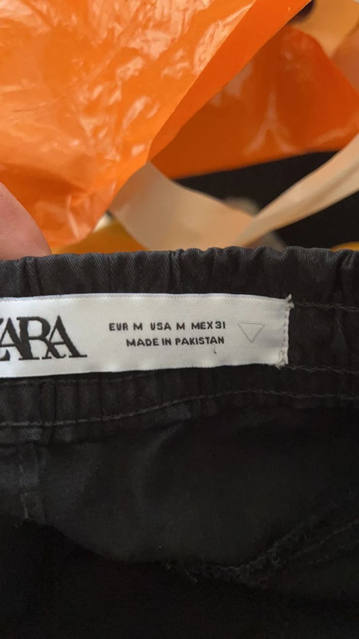 Pantalon noir - photo numéro 4