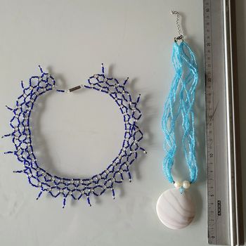 Lot 2 colliers fantaisies