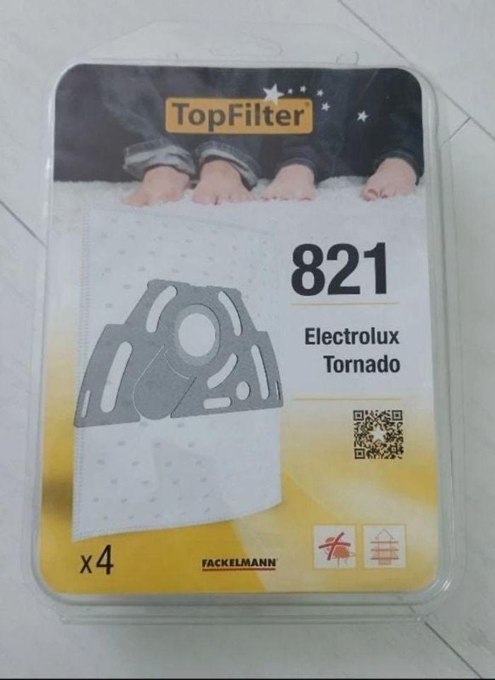 Lot de 3 sacs d'aspirateur sur 4