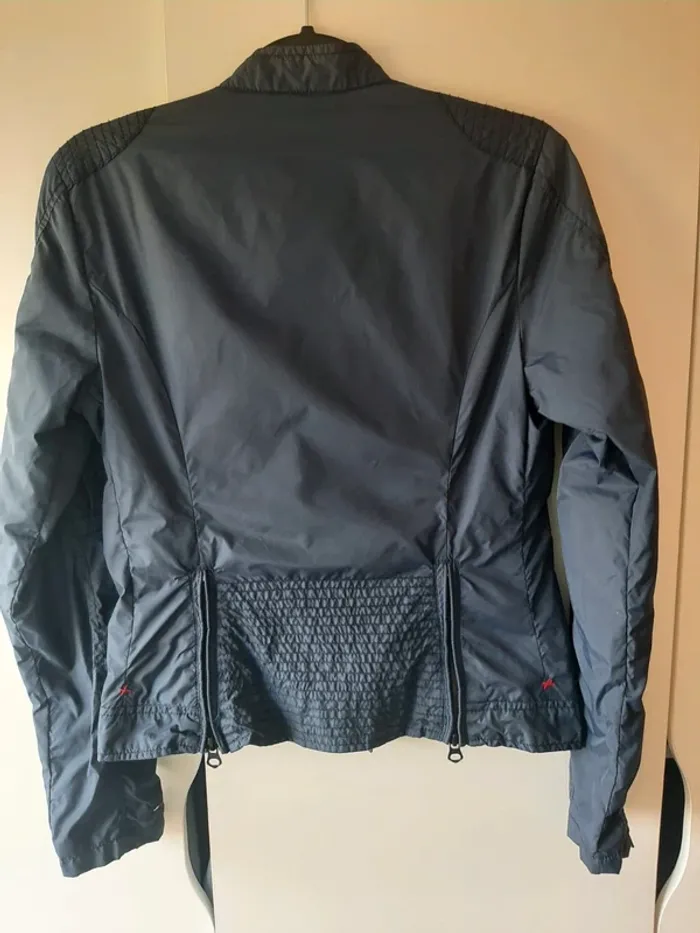 Veste Tommy Hilfiger femme en très bon état - photo numéro 5