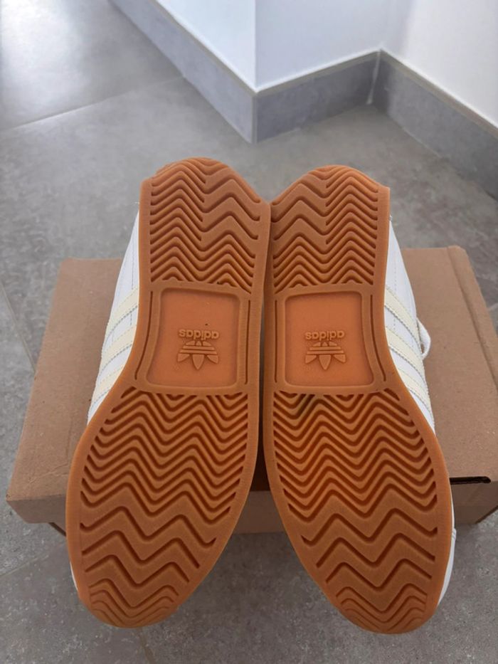Sneakers Adidas Country OG neuves Taille 38 2/3 - photo numéro 6