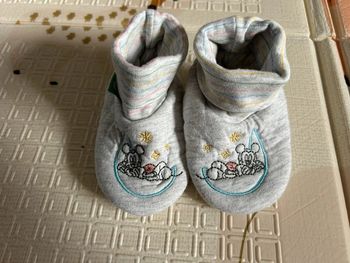 Pantoufles Mickey , primark, 9-12 mois