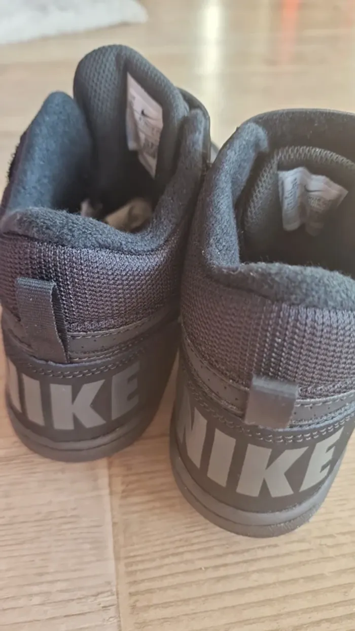 Nike court Borouhgh Mid Unisex taille 35 - photo numéro 13
