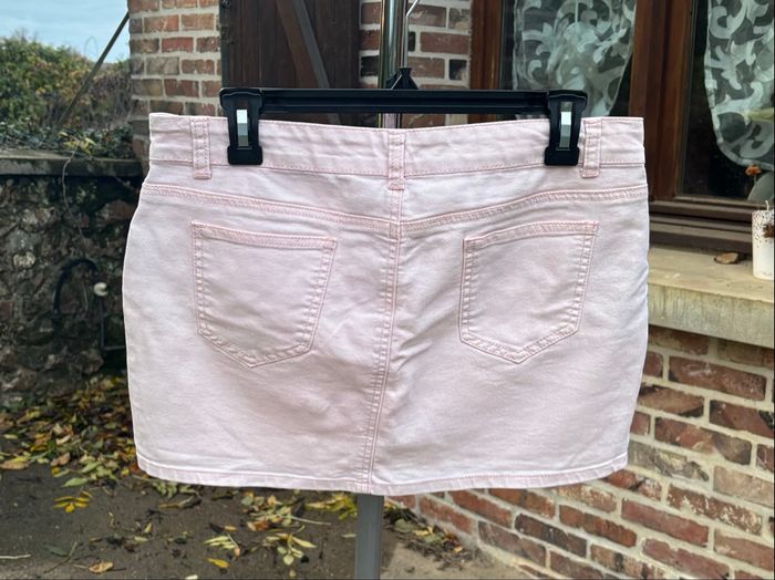 💗 Jupe courte rose clair effet jean – Mim – Taille 40 - photo numéro 3