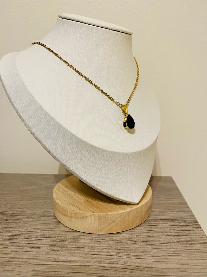 Collier fin doré 44.5cm avec pendentif zirconium noir acier inoxydable - photo numéro 3