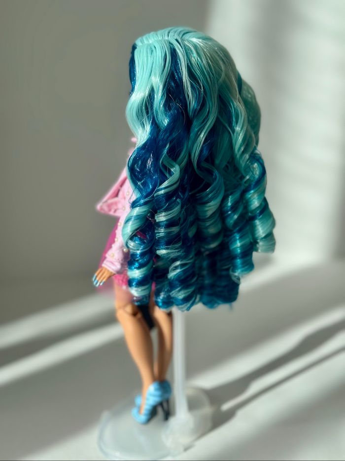 Skyler rainbow high - photo numéro 4