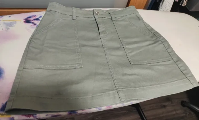 Mini jupe H&M vert amande 40 - photo numéro 2