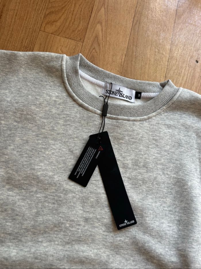 Pull gris - photo numéro 7