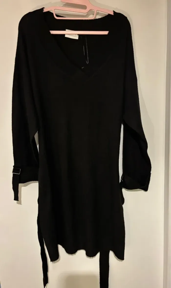 Jolie robe noir col V La City taille XL - 42 neuve