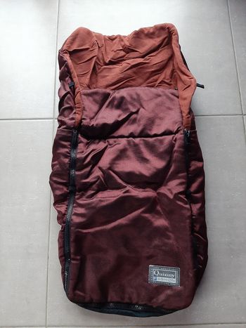Chancelière comme neuve imperméable et chaude.