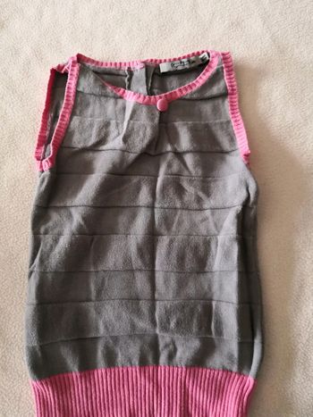 Pull sans manches rose et gris