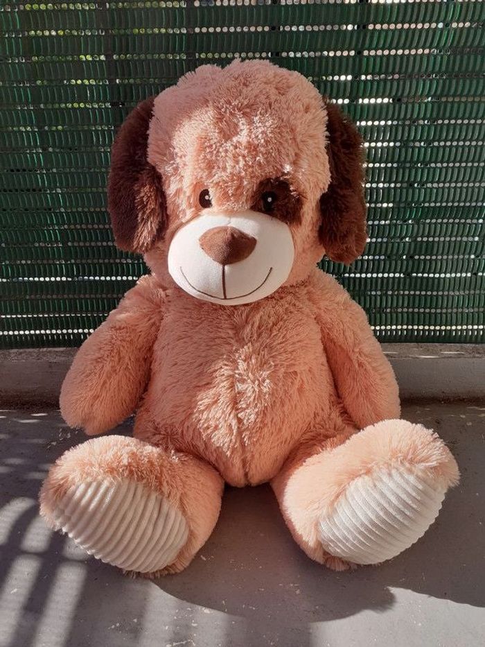 CHIEN en peluche NEUF