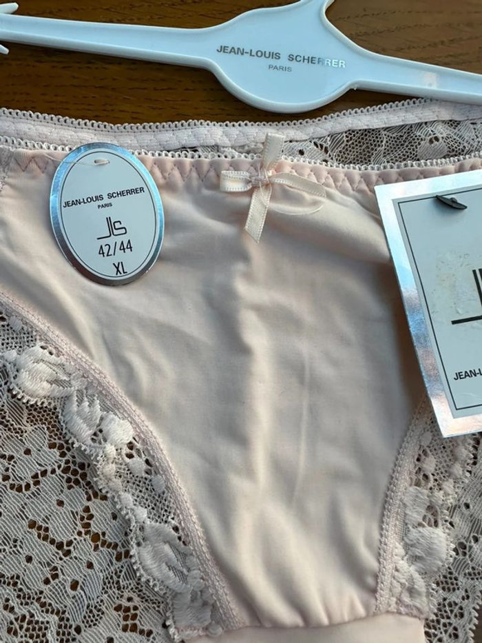 Ensemble jean-louis scherrer soutien gorge 90C + culotte 42/44 - photo numéro 11