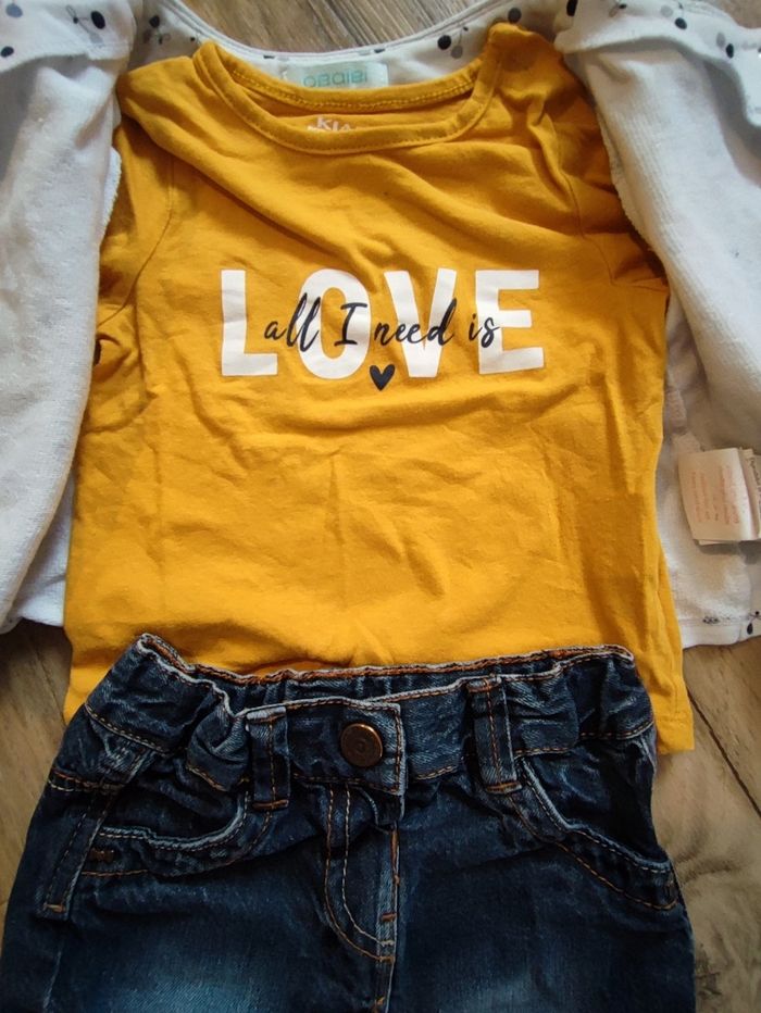 Ensemble short, t-shirt manches longues et gilet. - photo numéro 2