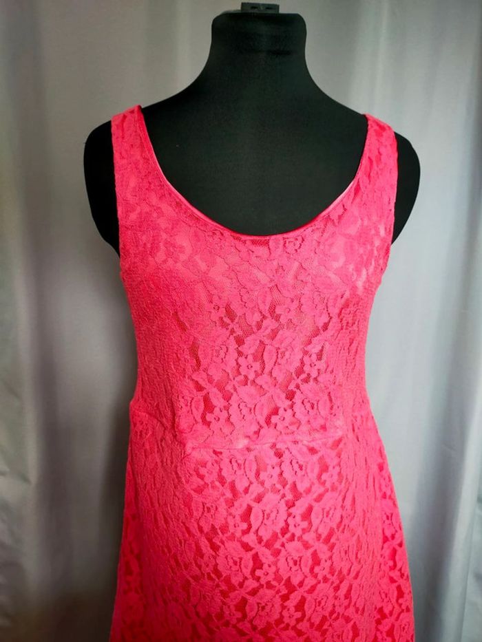 Robe en dentelle fuchsia – Rinascimento – T. M - photo numéro 11