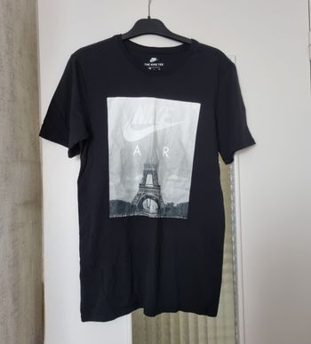 T-shirt Nike air 2 noir tour eiffel Tee Taille S 36