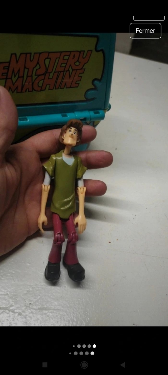 Voiture et figurine scoubidou j3 - photo numéro 7