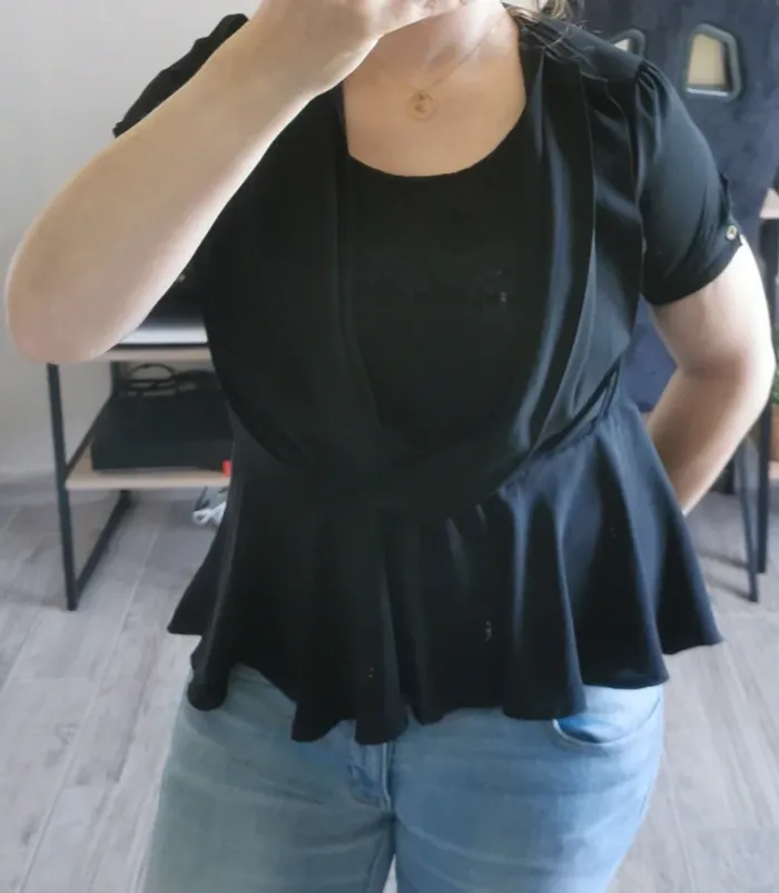 Haut noir voile Forever 21 - photo numéro 2