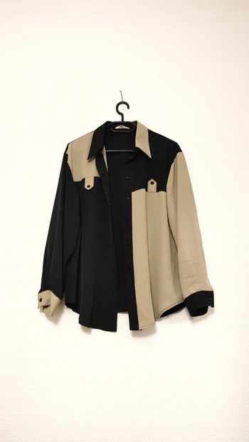 Belle chemise fluide vintage originale bicolore couleur crème et noir belle gabot