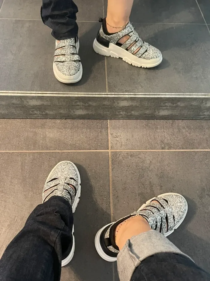 Les chaussures Emanuelle Vee - photo numéro 5