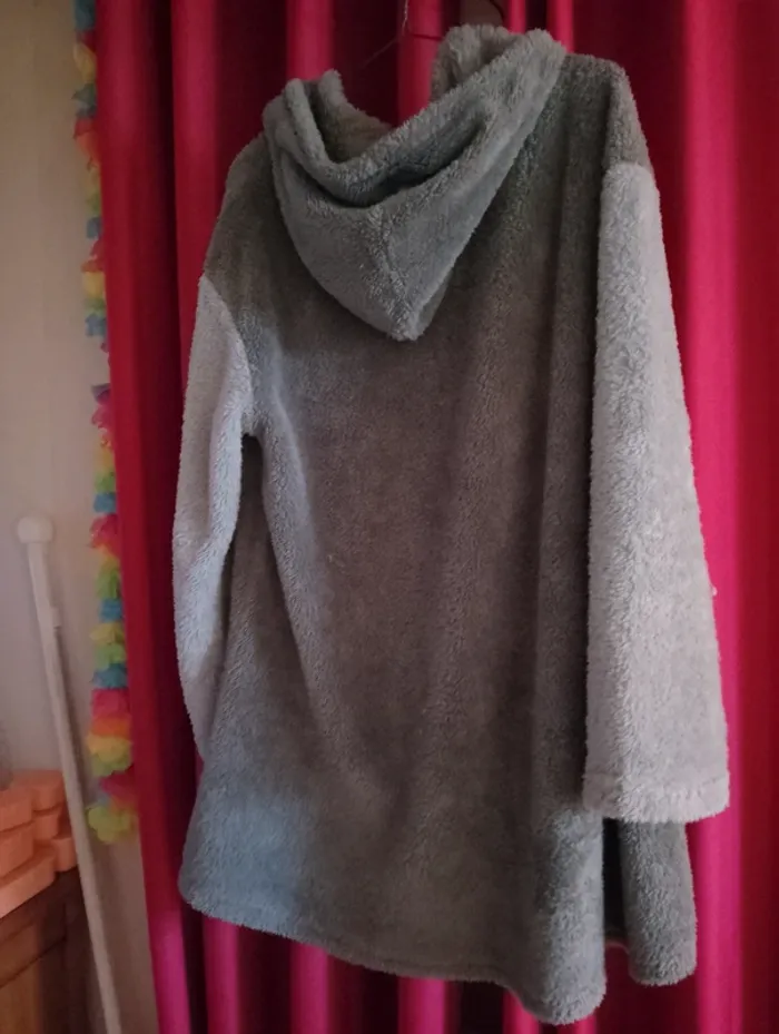 Ensemble gris - photo numéro 6