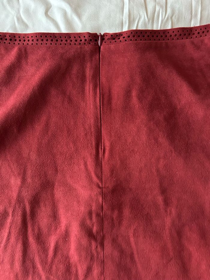Jupe bordeaux - photo numéro 2