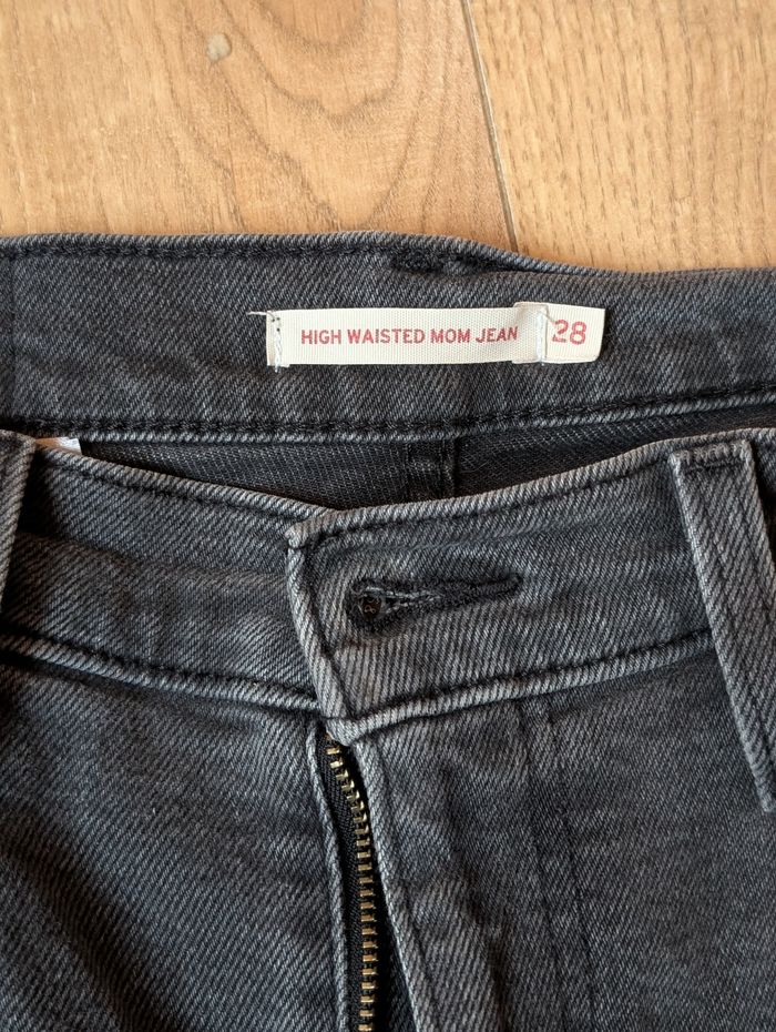 Jean levis high waisted mom w28L27 gris - photo numéro 3