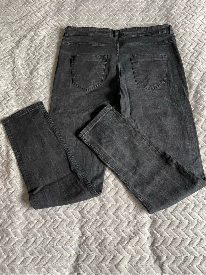 Jean slim noir taille 38 - photo numéro 4