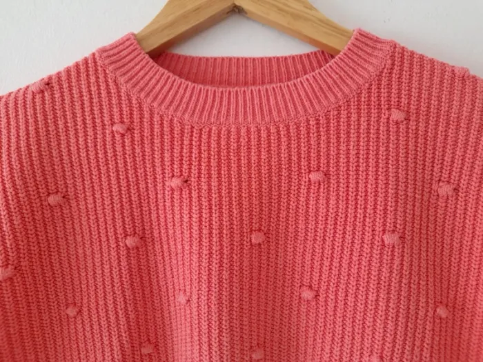 Pull déco "petits pompons " Mango - photo numéro 2