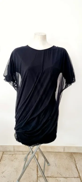 Robe noire courte cos tulle 36