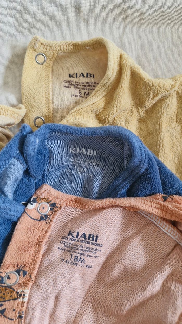 Lot 3 pyjama 18 mois - photo numéro 4