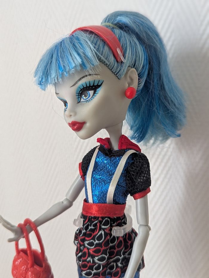 Poupée Monster high Ghoulia Night out - photo numéro 2