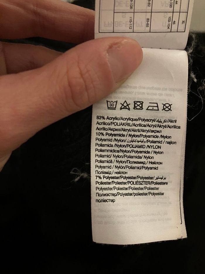 Pull en maille noir - photo numéro 5